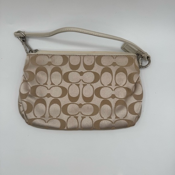 Coach Beige Signature Wristlet | Very Good Condition - Picture 3 of 11